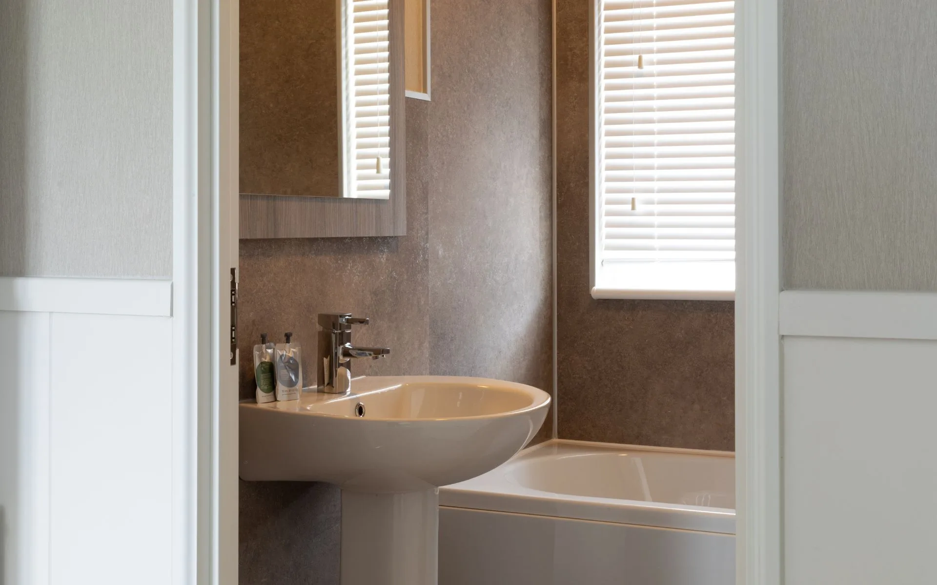 Balmoral Lodge Bathroom