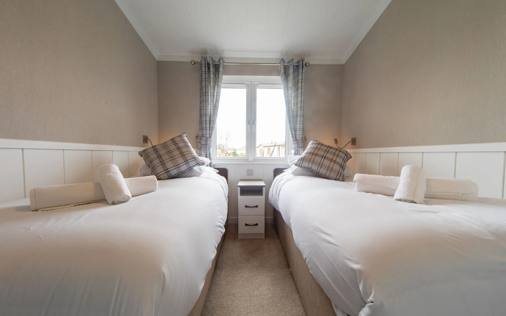 Balmoral Lodge Twin Bedroom