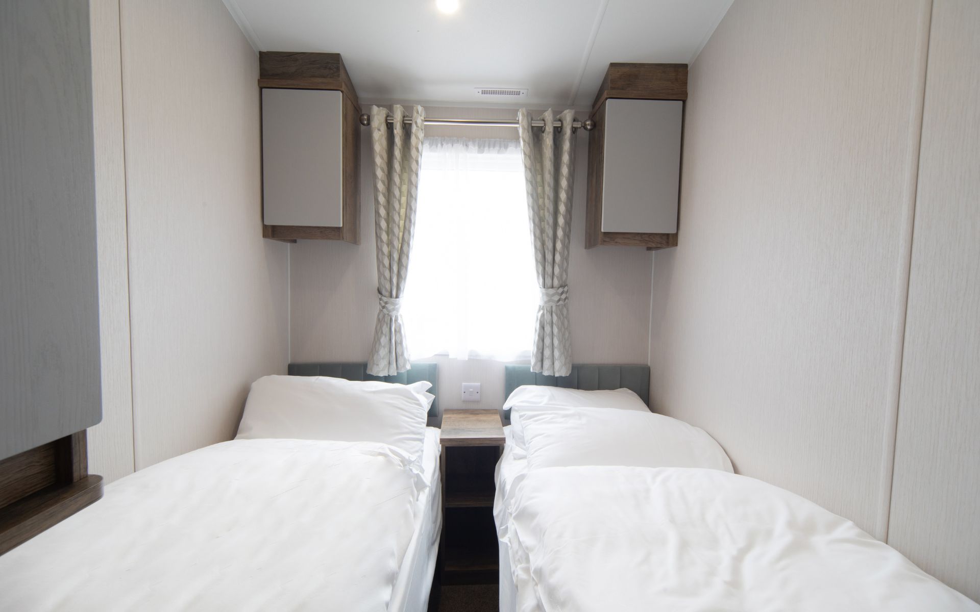 Eco Brookwood Twin Bedroom