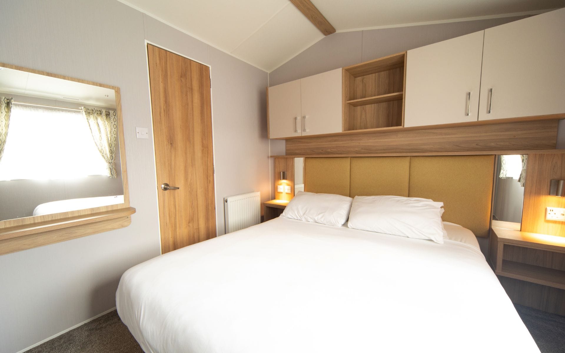 Classic Castleton Plus Double Bedroom