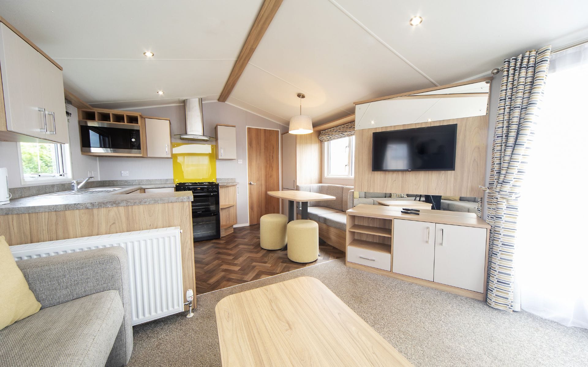 Classic Castleton Plus Living Area