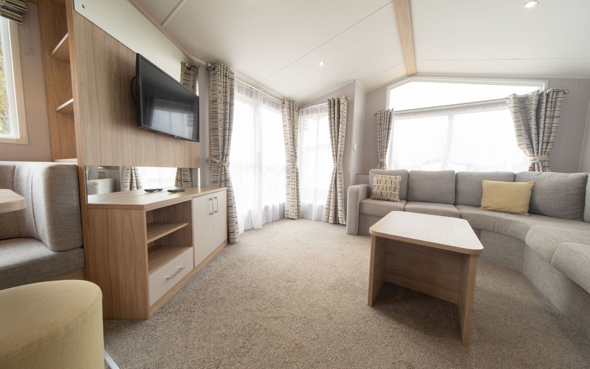 Classic Castleton Plus Sofa