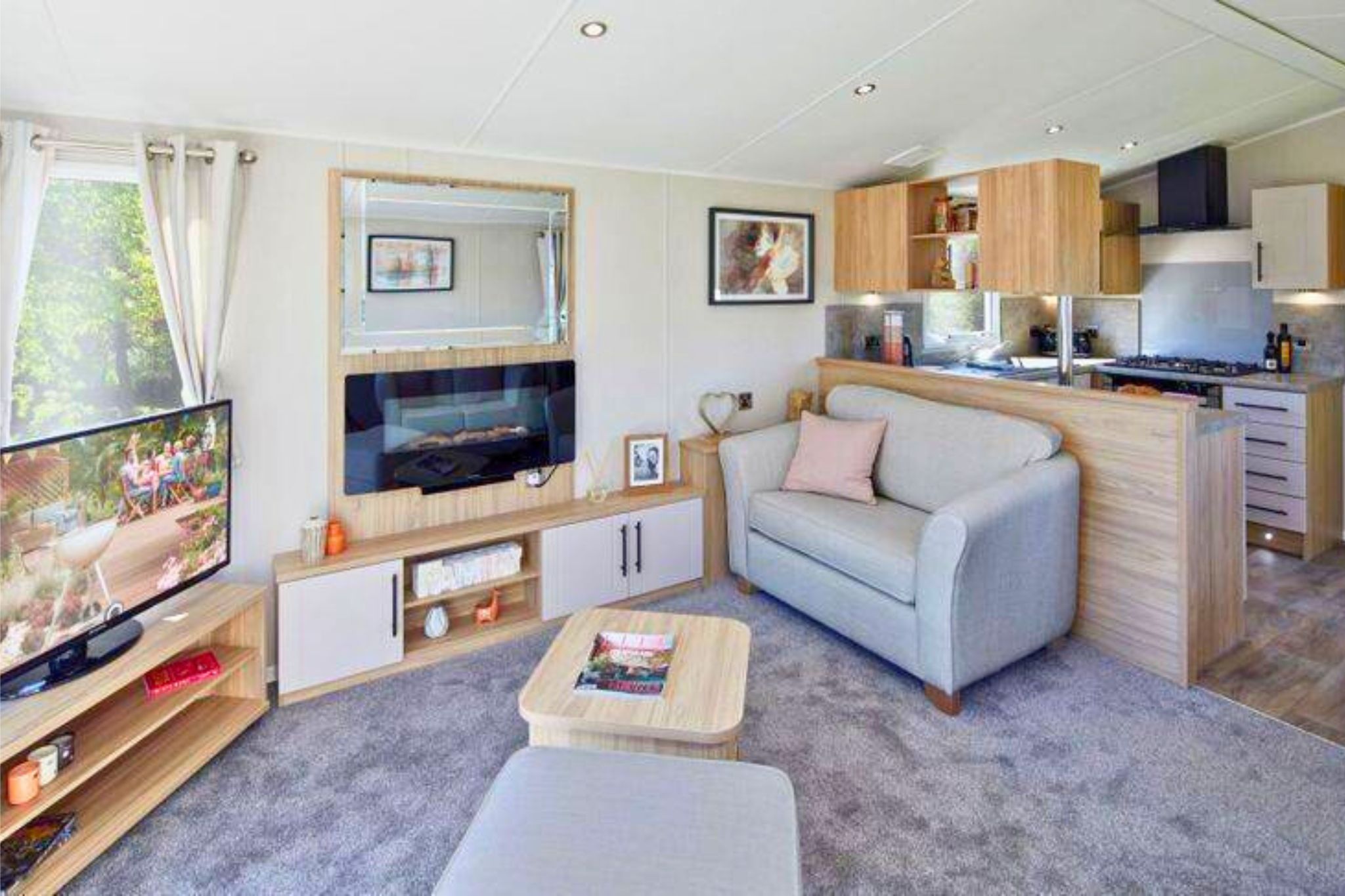 Classic Plus Manor Living Area