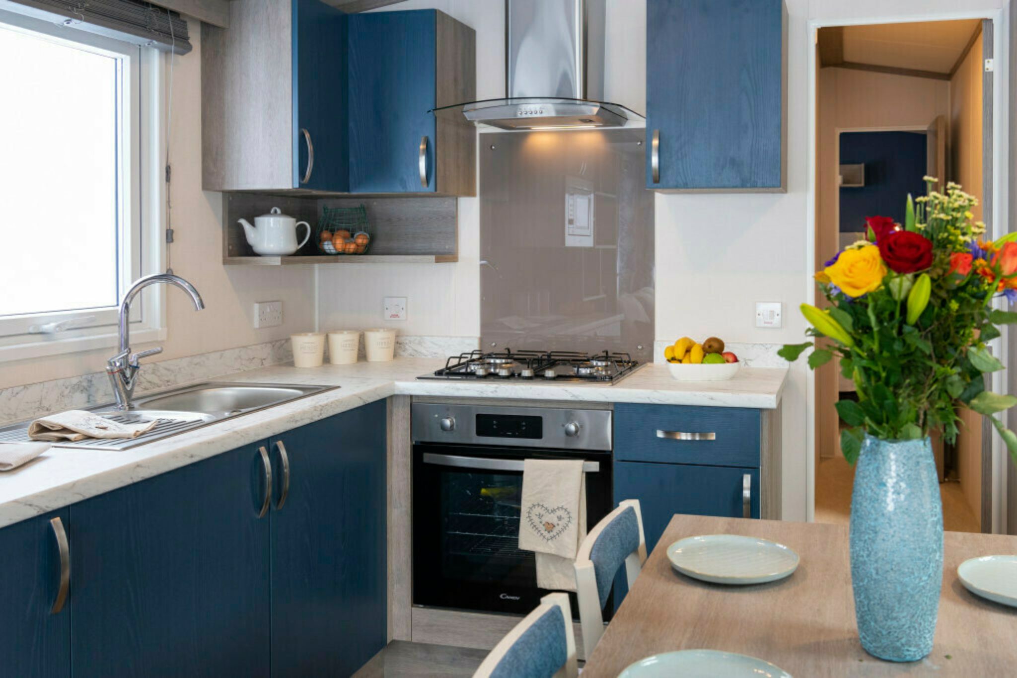 Classic Plus Retreat Kitchen