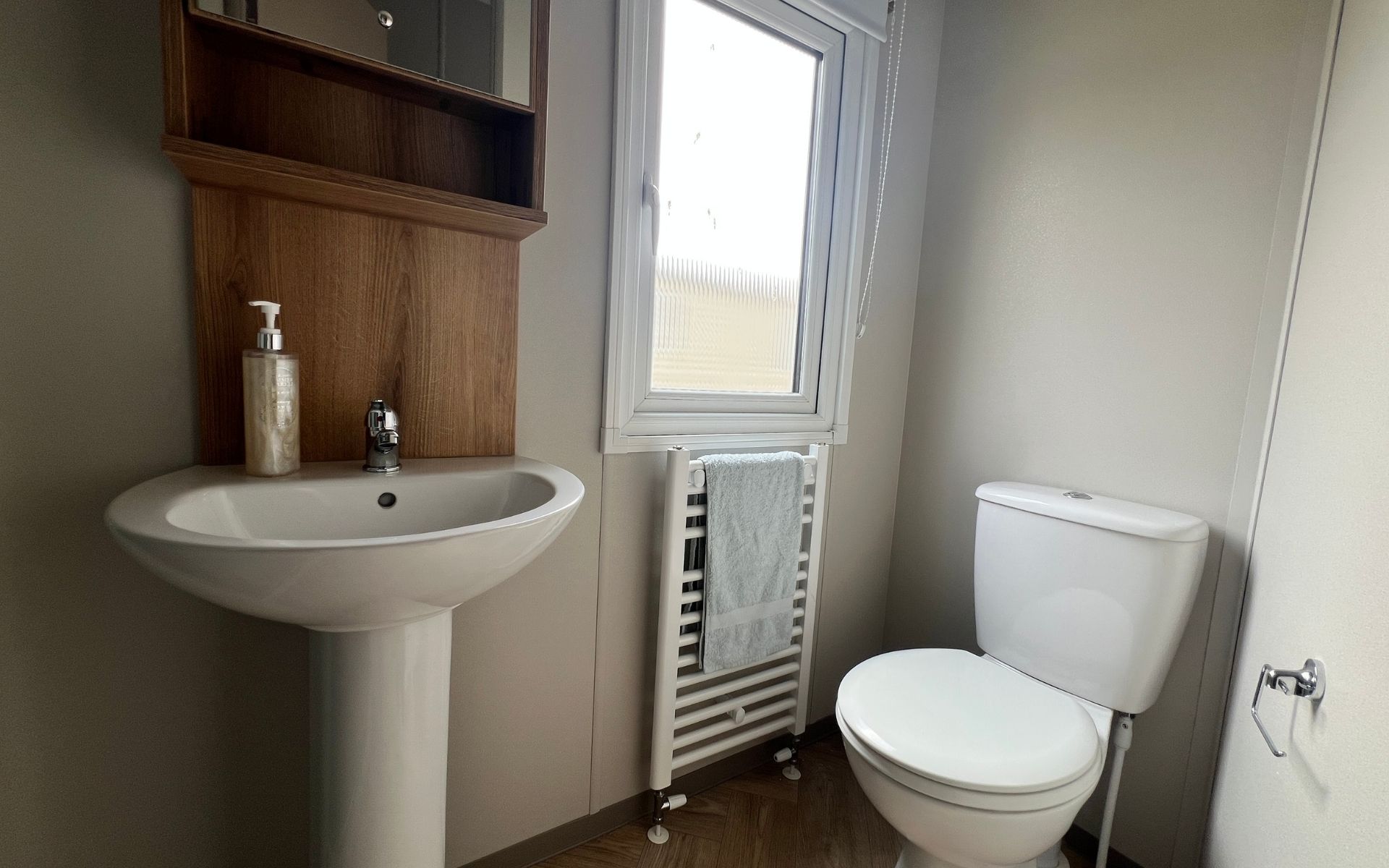 Ashberry bathroom