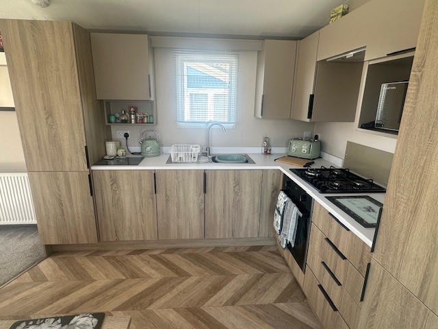 CC60 Kitchen