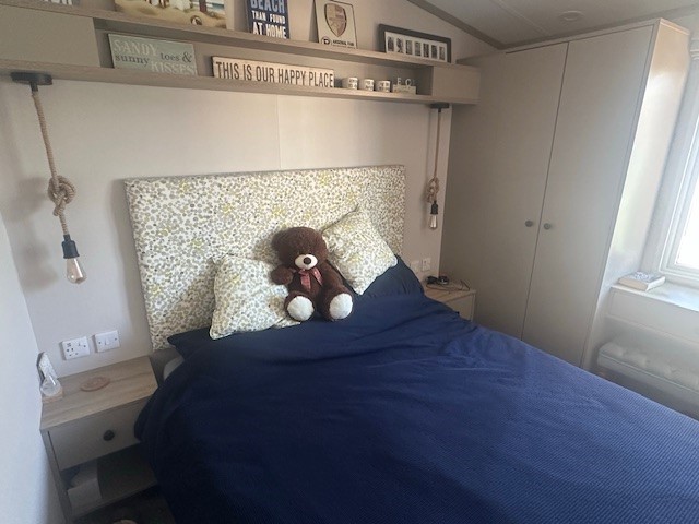 CC60 Main bedroom