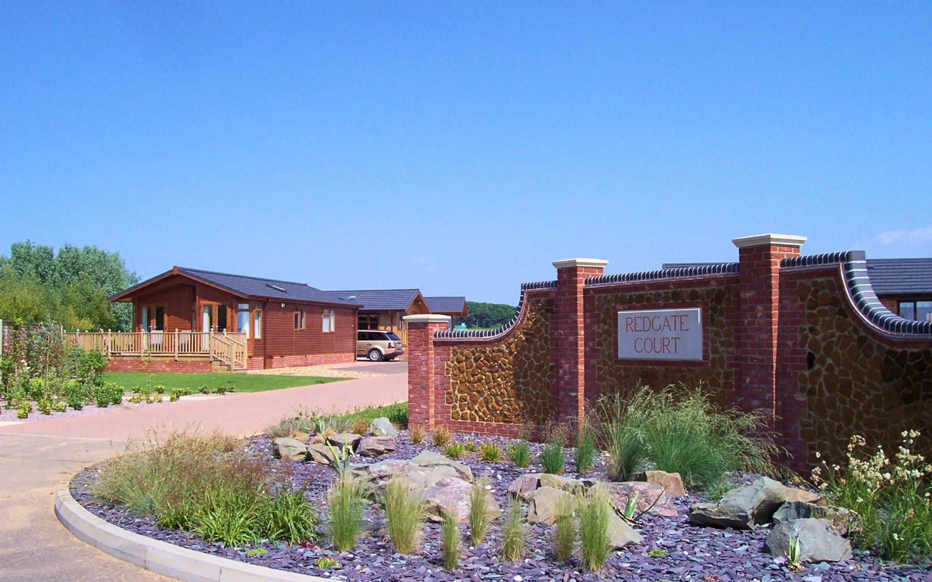 Redgate Court Entrance Lifestyle