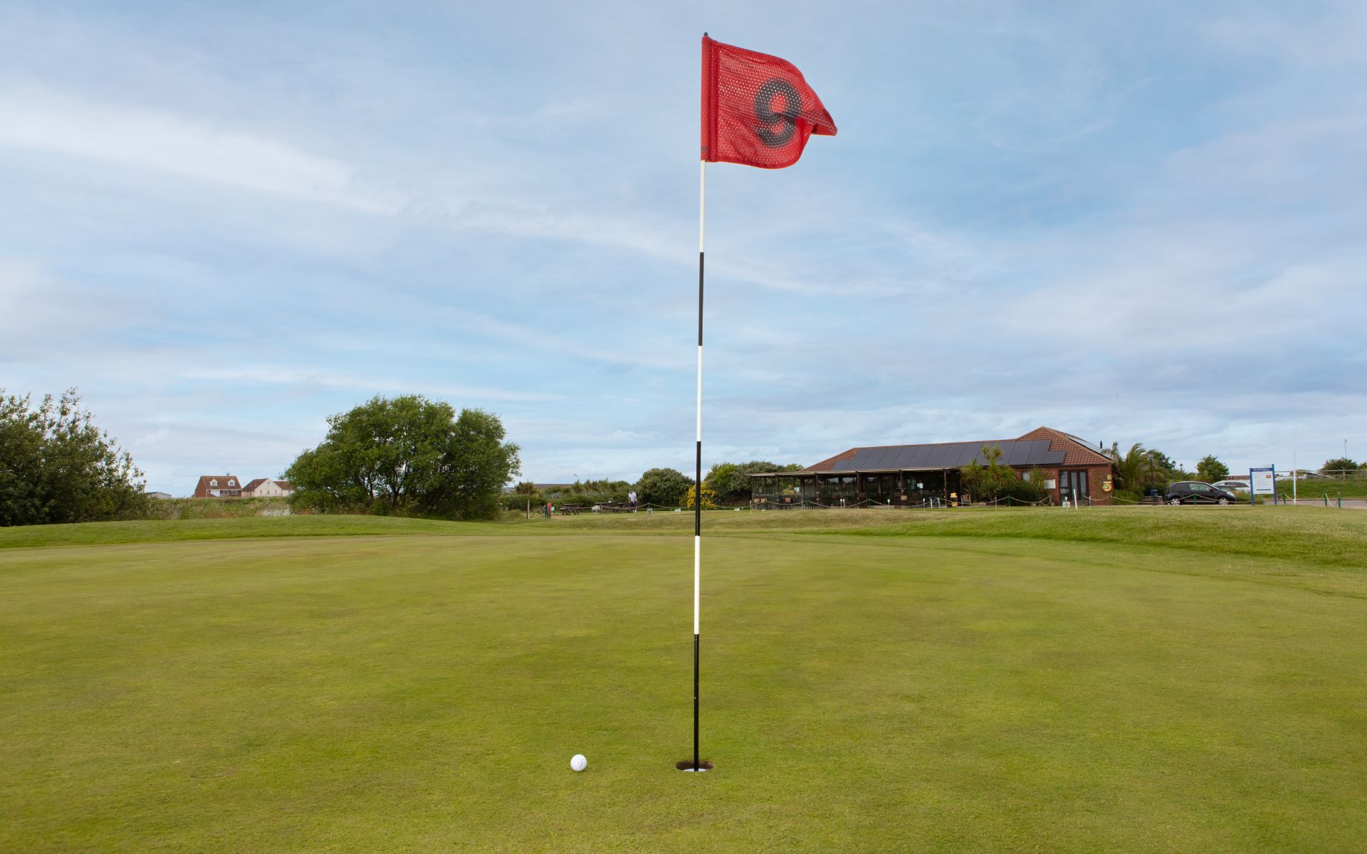Searles Golf Course Clubhouse 9th Hole Lifestyle