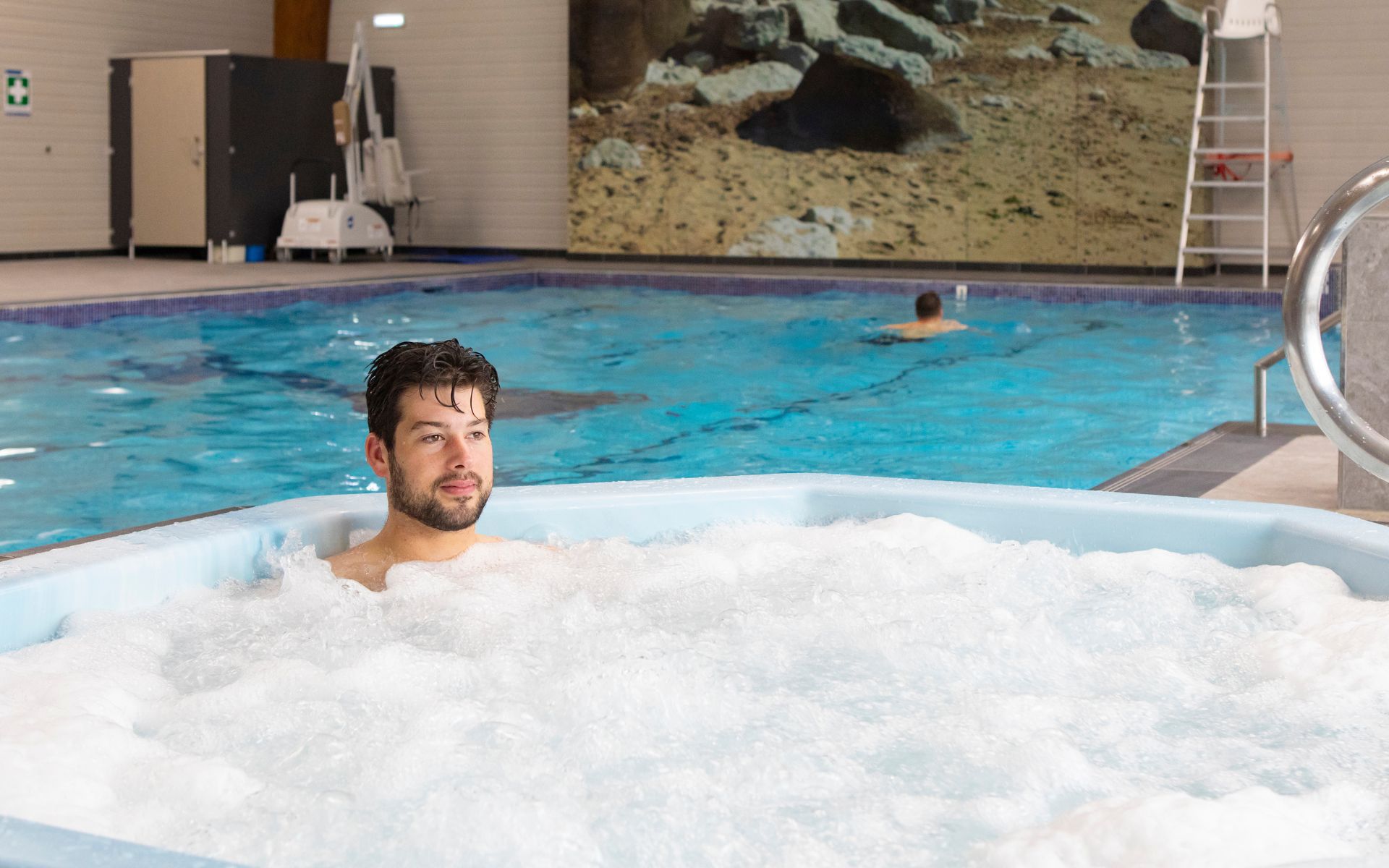Searles Leisure Resort Indoor Pool Jacuzzi Lifestyle