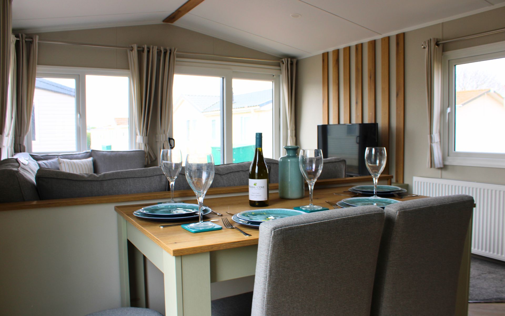 Willerby Ashberry CC65 Dining
