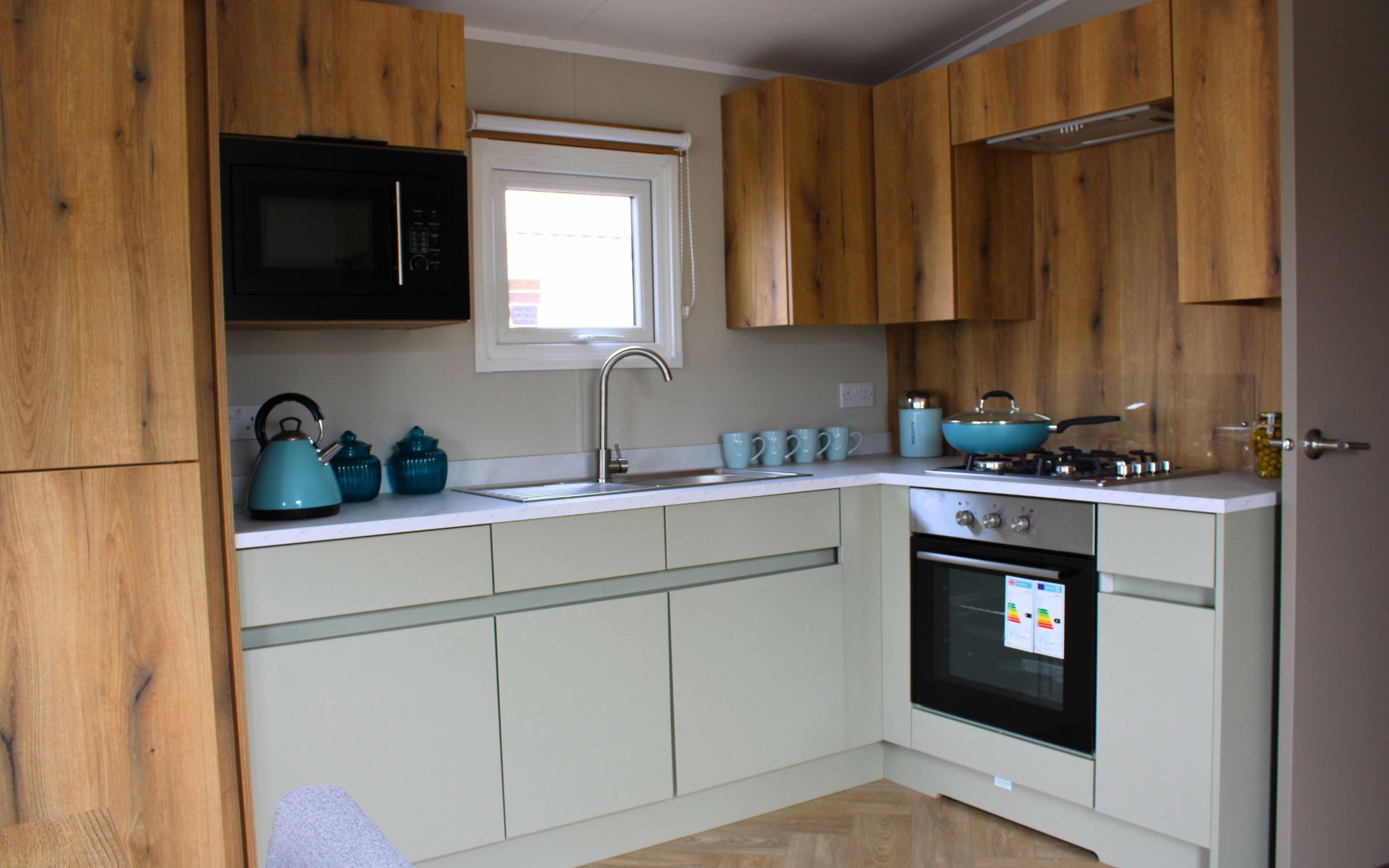 Willerby Ashberry CC65 Kitchen