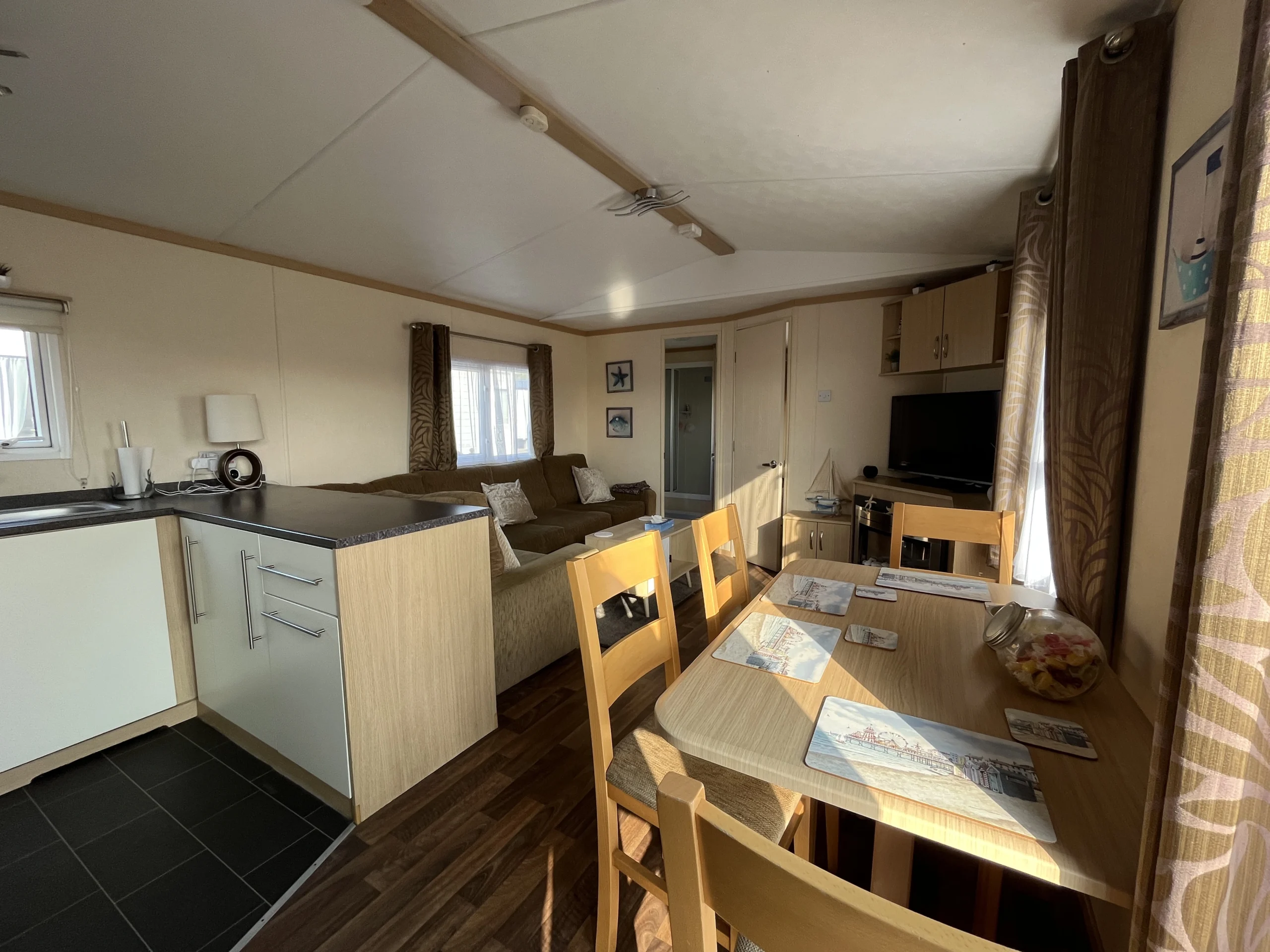 CARNABY MELROSE PRIVATE SALE 3, HUNSTANTON NORFOLK