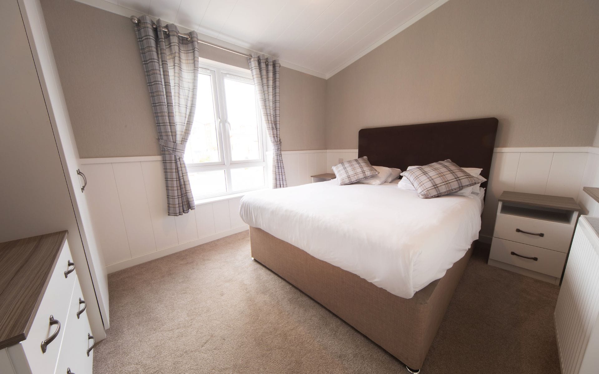 Easy Access Dog Friendly Balmoral Lodge Double Bedroom