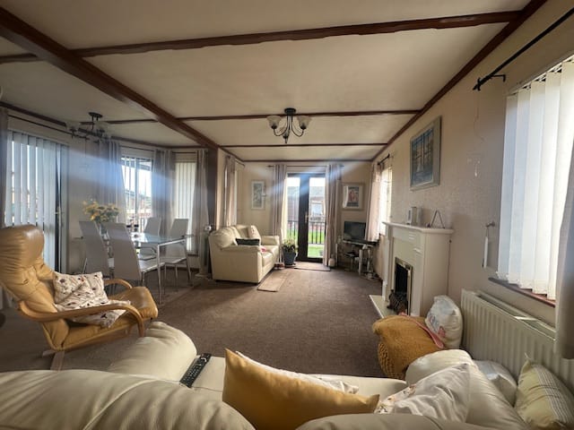 FC05 - PRIVATE SALE (6)