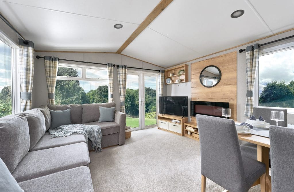 Stock Easy Access Classic Derwent Holiday Home Searles Leisure Resort Hunstanton Norfolk (3)