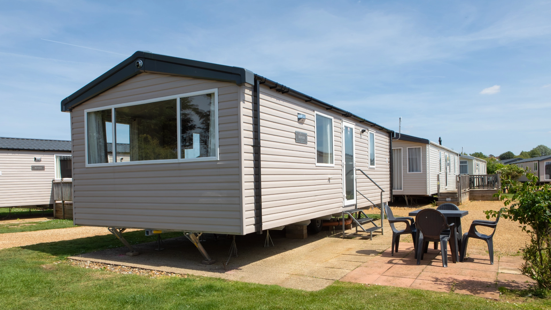 web-accommodation-classic-royan-holiday-home-exterior