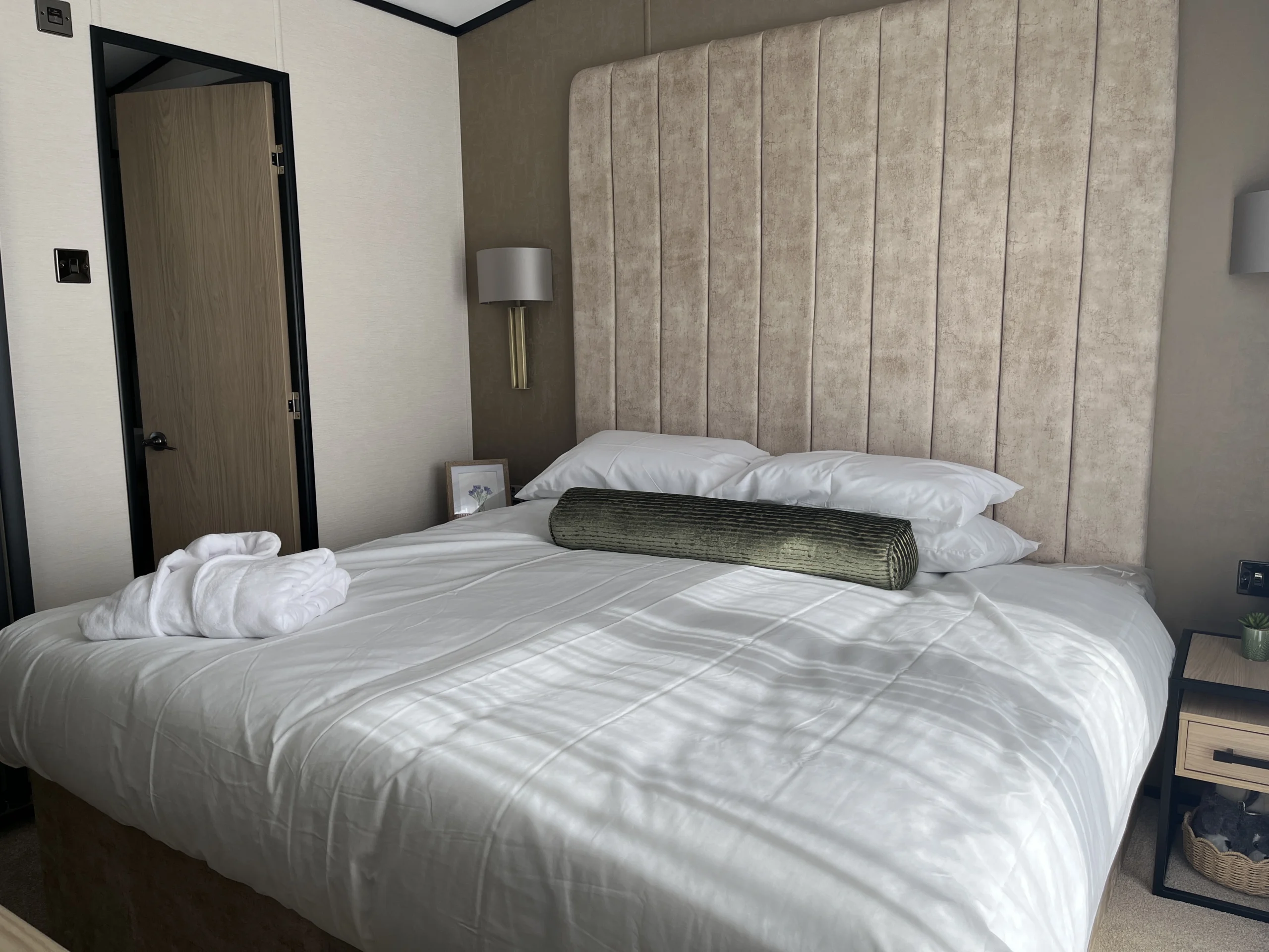 CARNABY GRANTLEY MASTER BEDROOM, HUNSTANTON NORFOLK