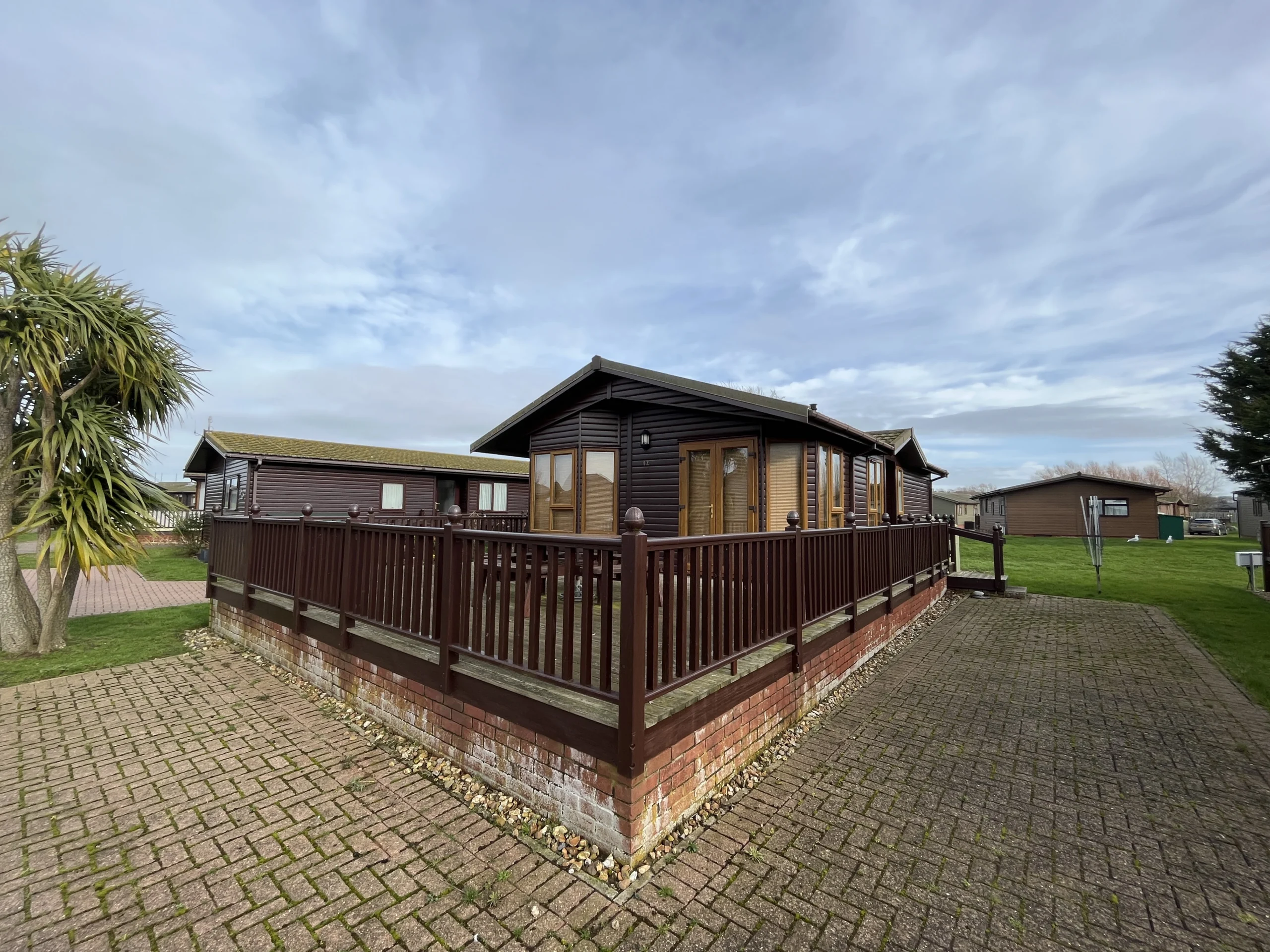 OMAR KINGFISHER LODGE EXTERNAL, HUNSTANTON NORFOLK