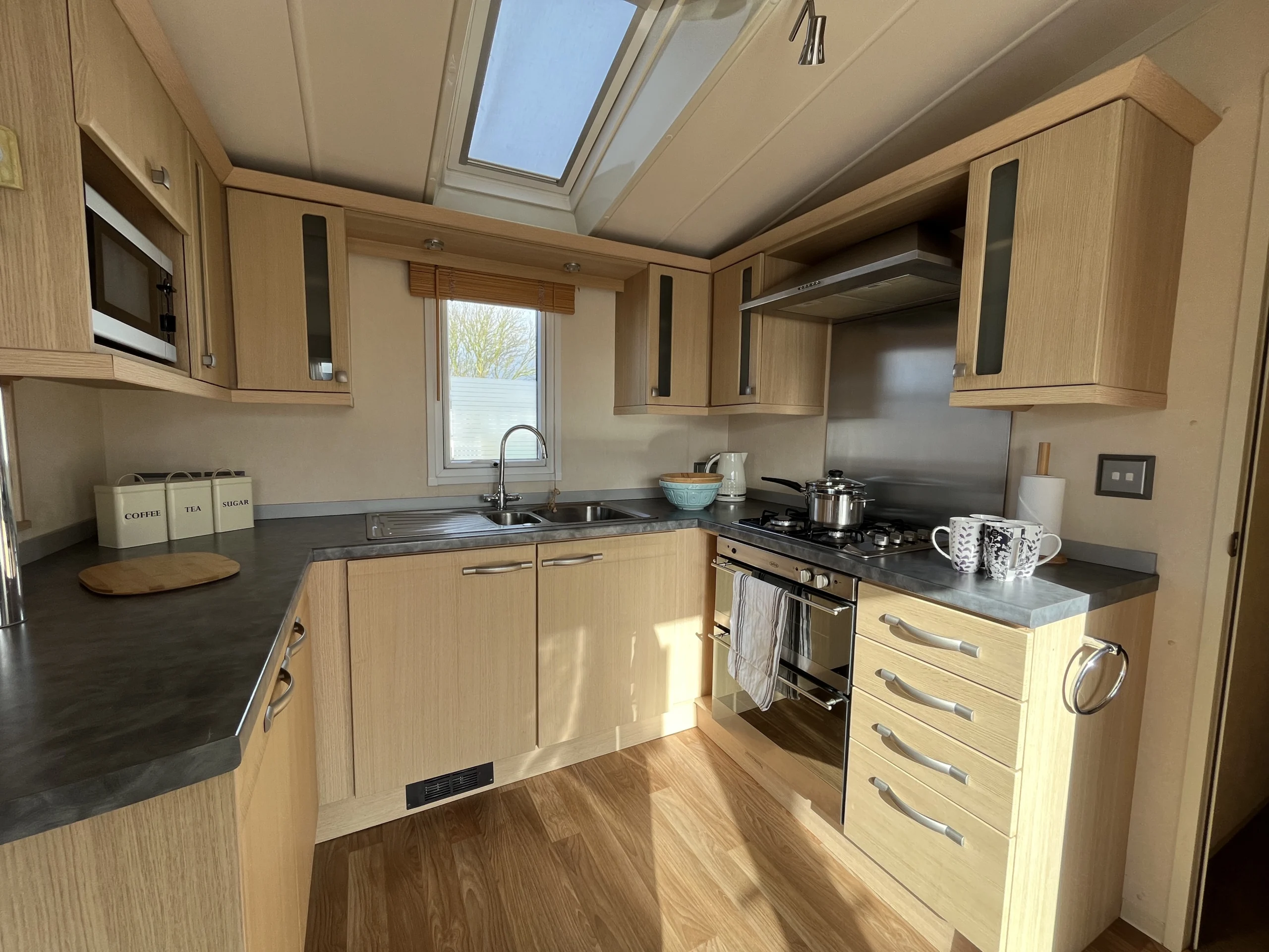 SWIFT CHAMONIX KITCHEN, HUNSTANTON NORFOLK