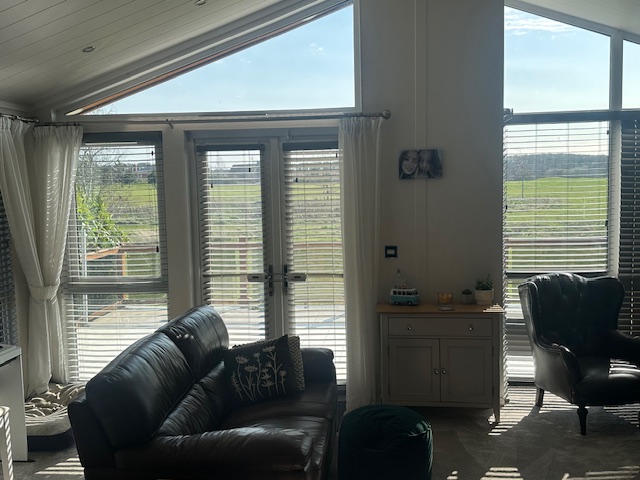 Private Sale STATELY ARUNDEL LODGE 2012 (15)