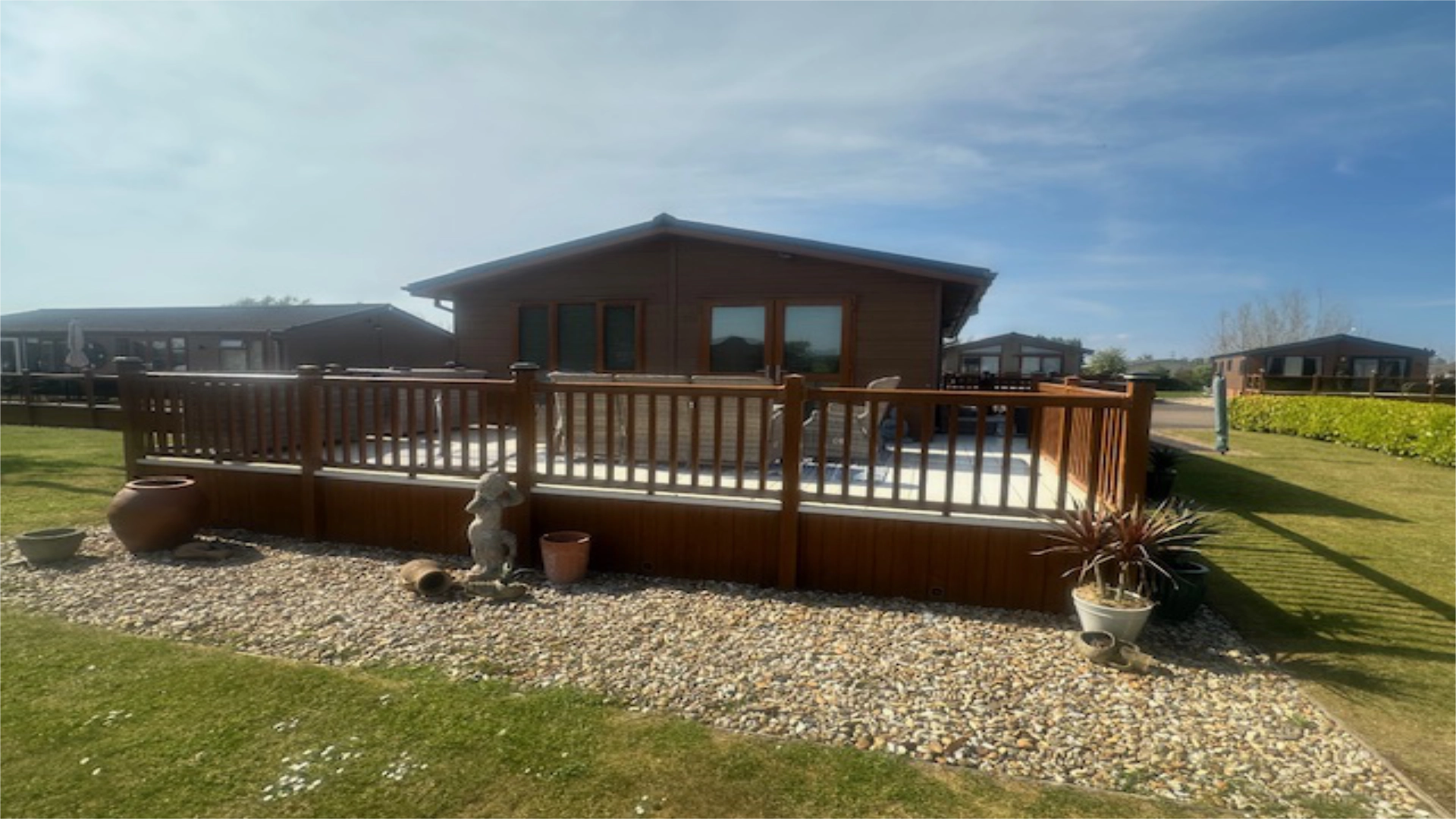 web.searles.carvan.sales.wessex.classic.lodge
