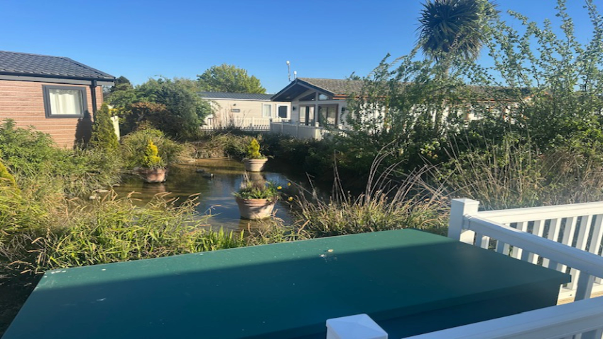 web.searles.carvan.sales.willerby.clearwater.lodge.exterior