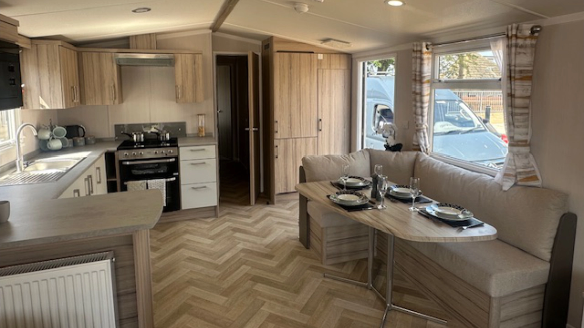 web.searles.carvan.sales.swift.loire.kitchen.dining